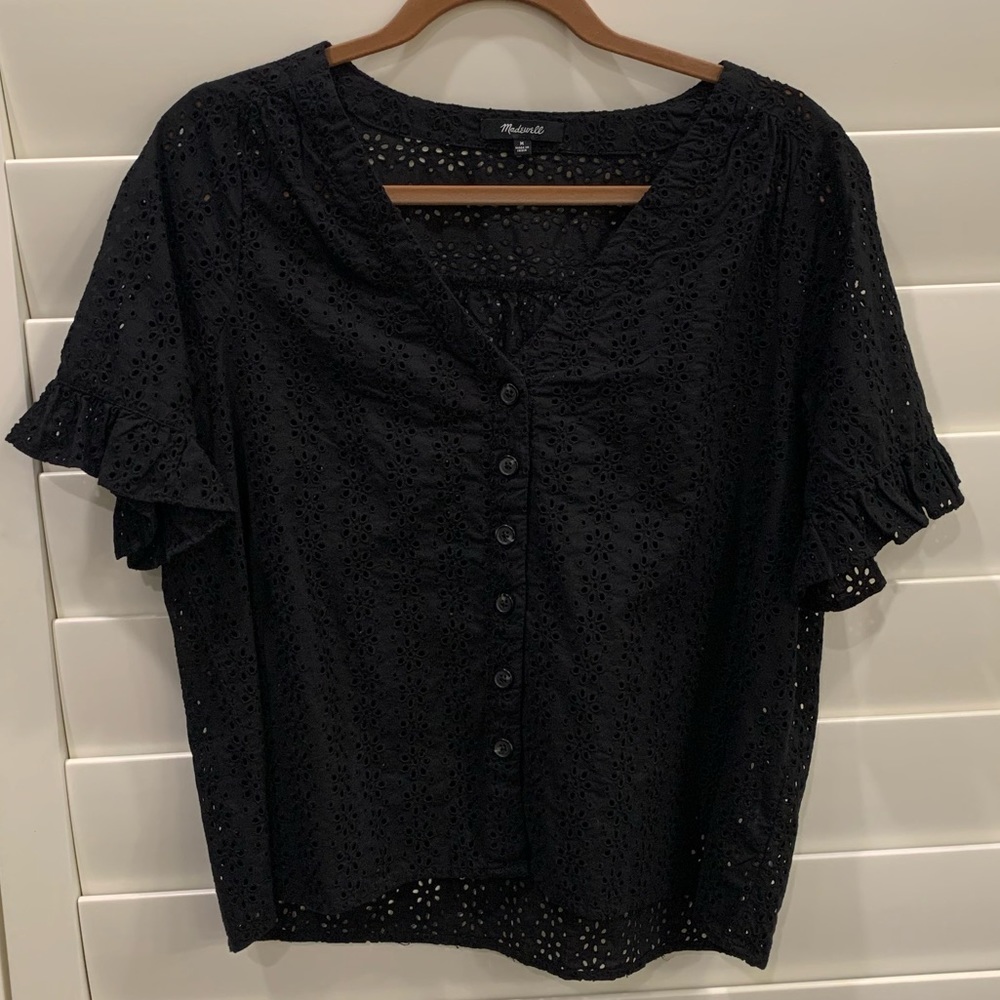 Madewell eyelet blouse with button front. Size M